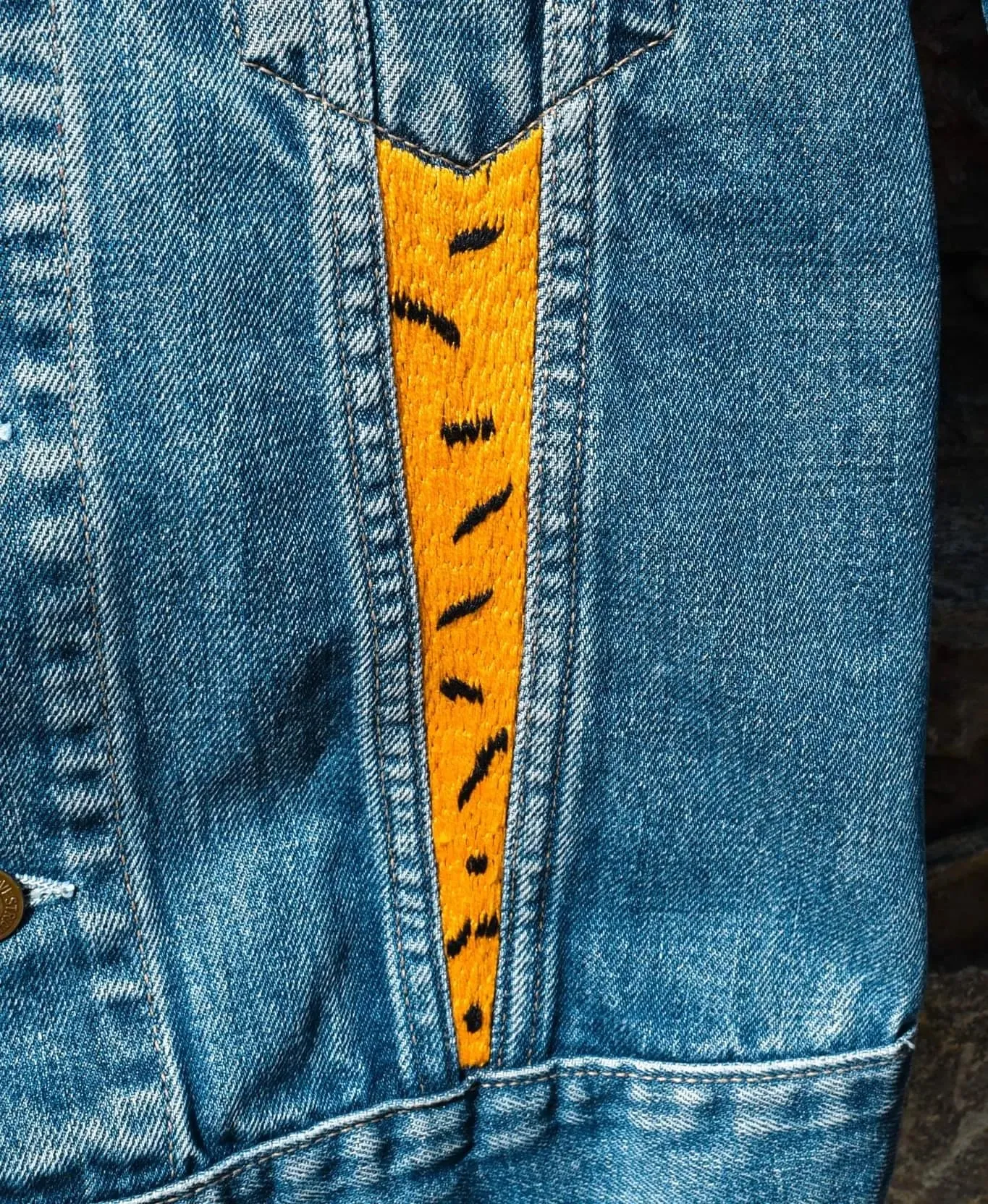 L'insoumis THE TIGER handembroidery jacket / veste Levis vintage brodée à la main (L'Insoumis en Japonais)