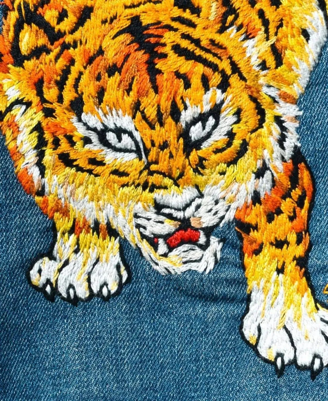 L'insoumis THE TIGER handembroidery jacket / veste Levis vintage brodée à la main (L'Insoumis en Japonais)