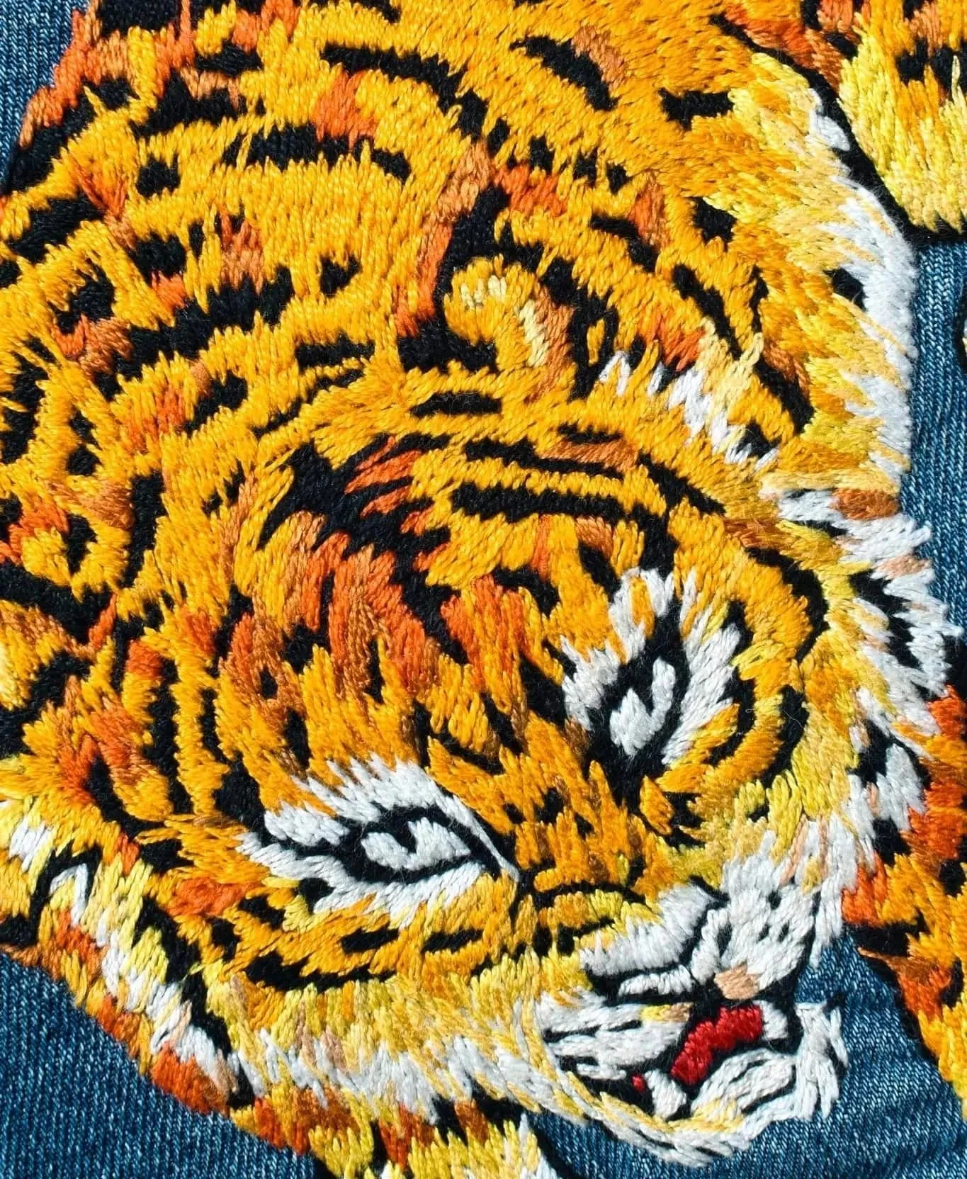 L'insoumis THE TIGER handembroidery jacket / veste Levis vintage brodée à la main (L'Insoumis en Japonais)
