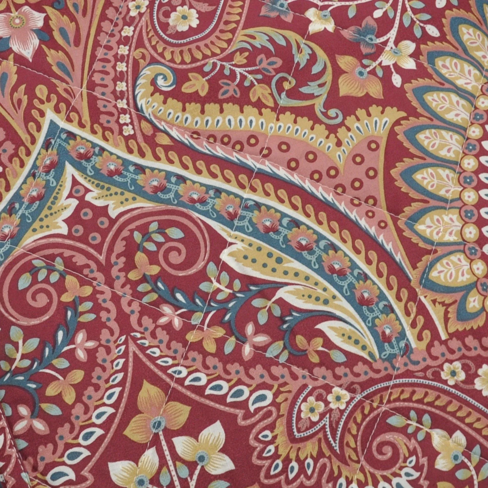 Palais Bedspread by Dreams & Drapes in Multicolour 230x195cm